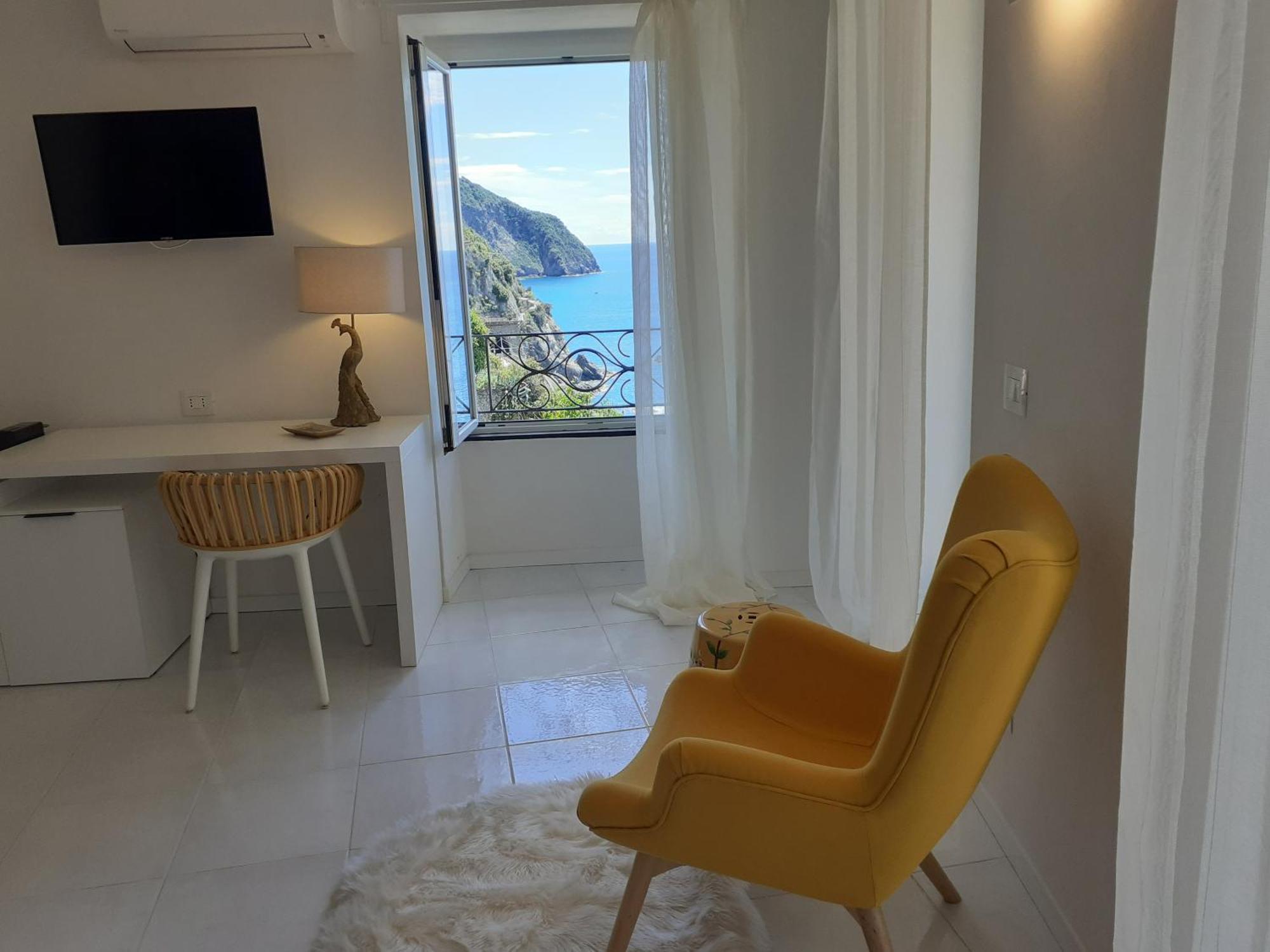 Alla Porta Rossa Manarola Bilik gambar